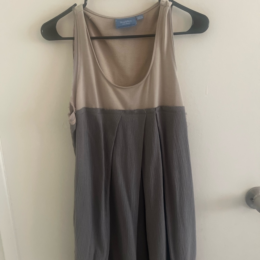 Simply Vera Vera Wang Taupe and Gray Tank Top